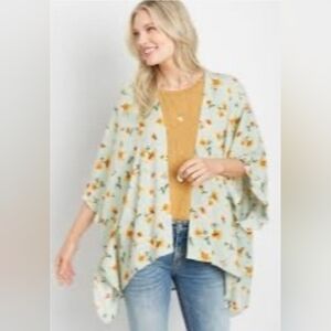 NWT Maurices Mint Green Daisy Kimono